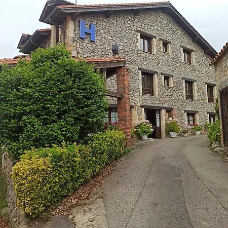 Rural Entrecomillas Country house Comillas